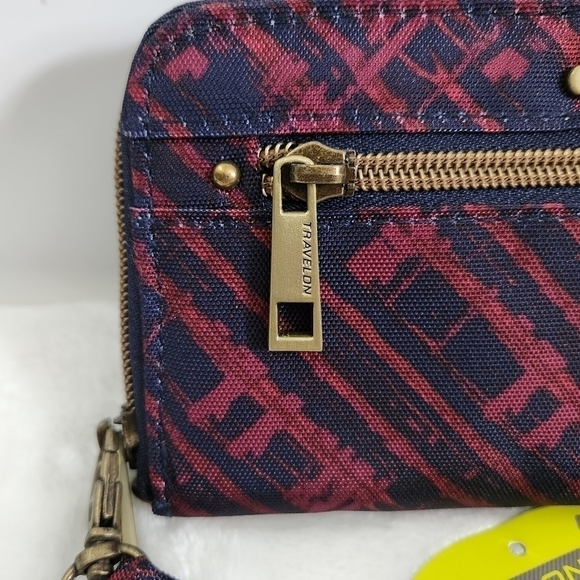 Travelon Navy Blue Burgandy Maroon Red RFID Wristlet Wallet NWT - Picture 8 of 16